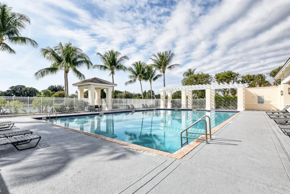 9113 Tremezzo Lane Boynton Beach, FL 33472