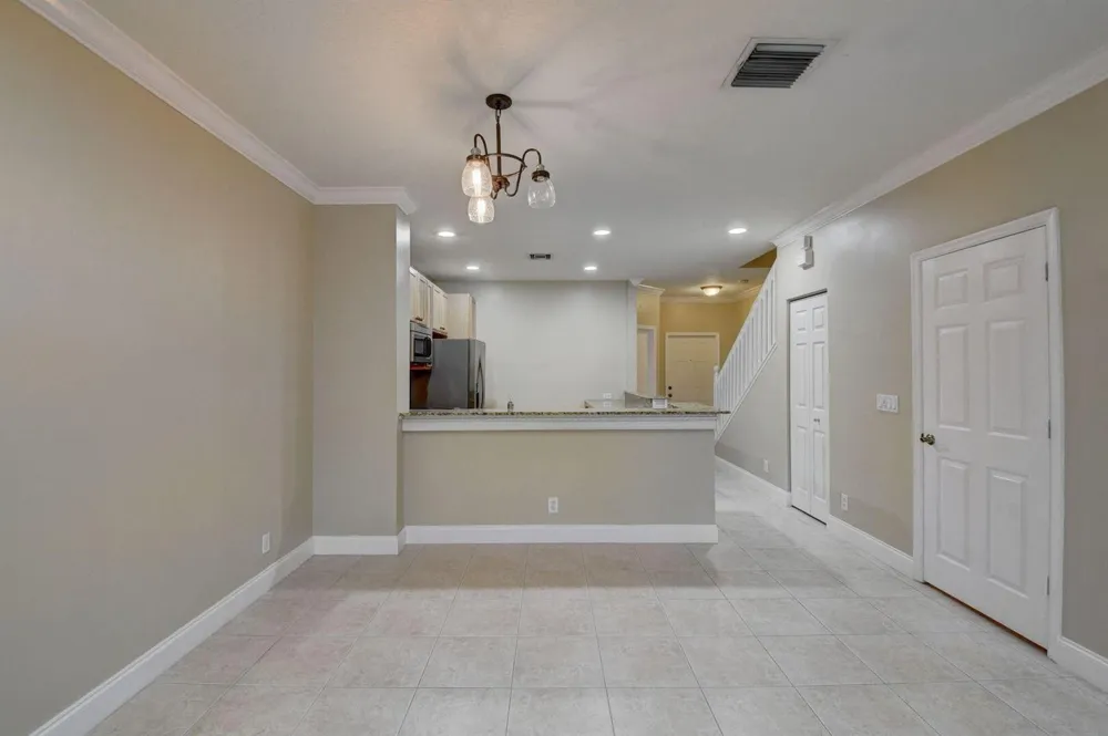 9113 Tremezzo Lane Boynton Beach, FL 33472