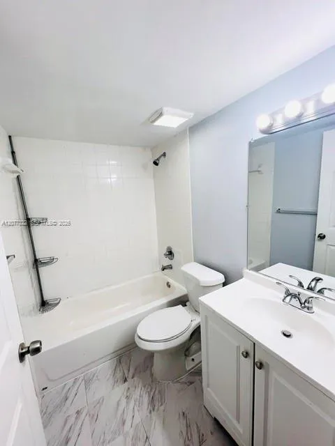10773 Cleary Blvd #101 Plantation, FL 33324
