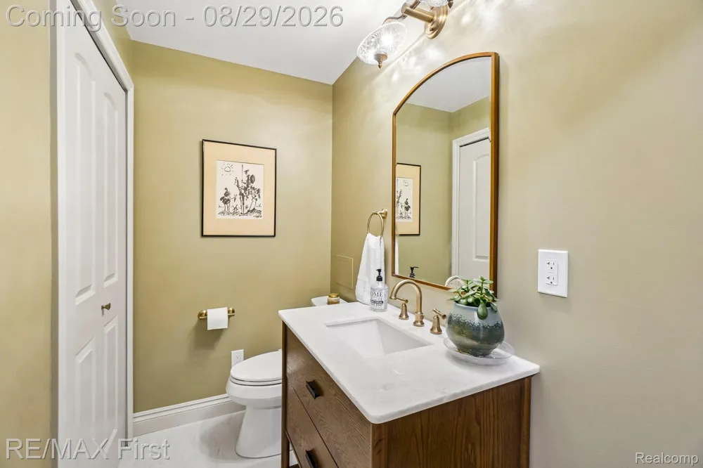3202 Prairie Avenue Royal Oak City, MI 48073