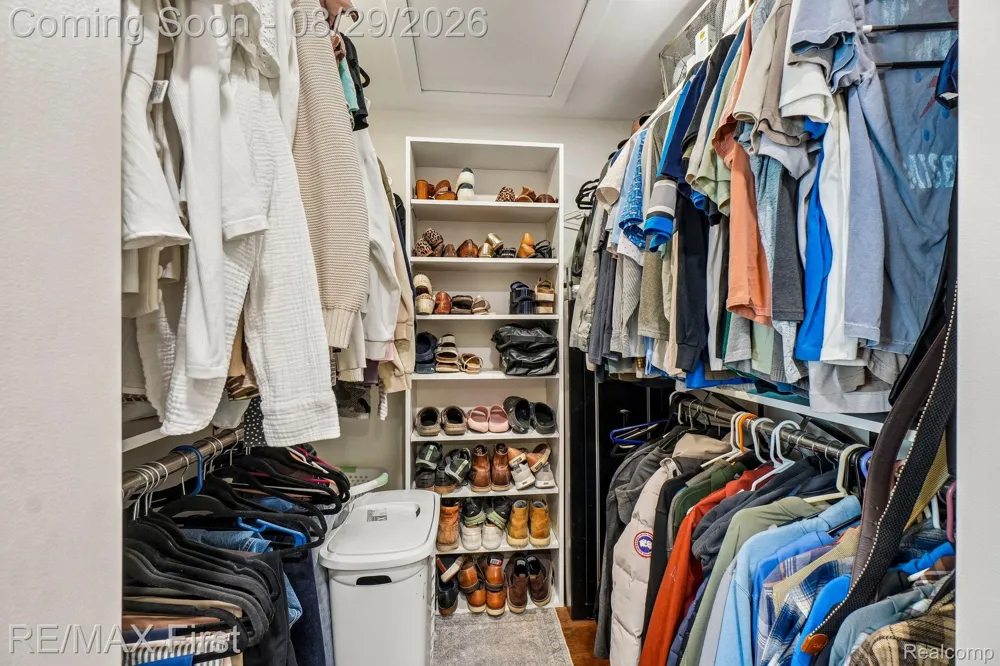 3202 Prairie Avenue Royal Oak City, MI 48073