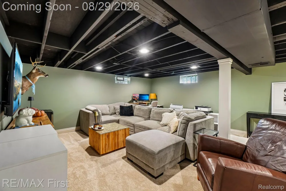 3202 Prairie Avenue Royal Oak City, MI 48073