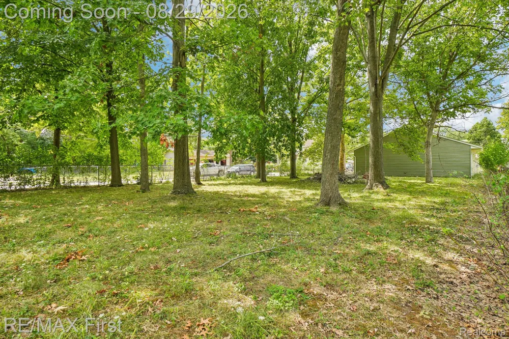 3202 Prairie Avenue Royal Oak City, MI 48073