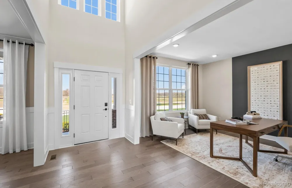 58547 Stuart Drive Lyon Charter Township, MI 48178
