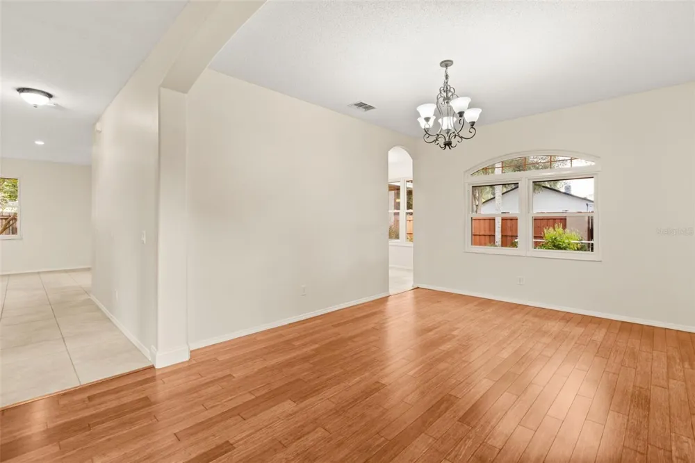 425 CARRIAGE WAY COURT Oviedo, FL 32765