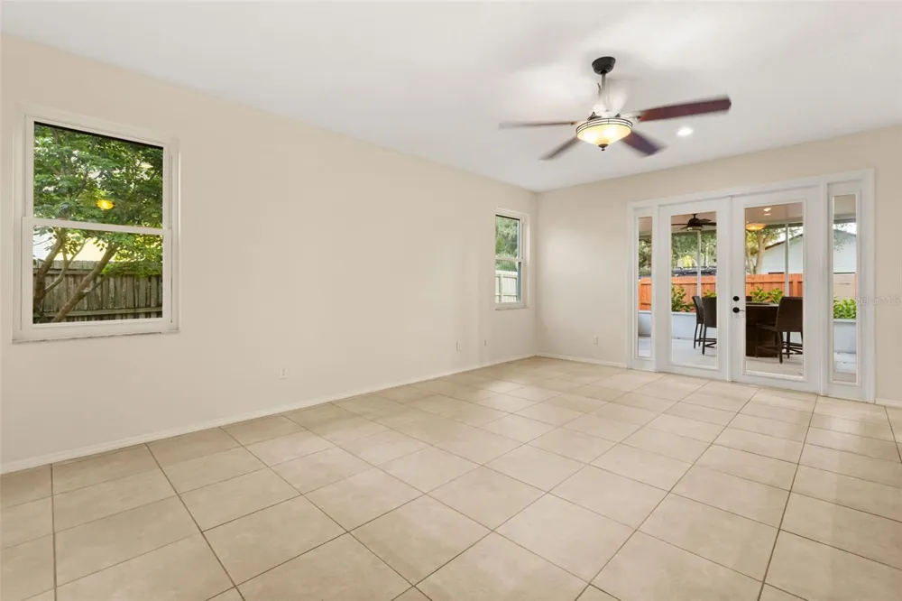 425 CARRIAGE WAY COURT Oviedo, FL 32765