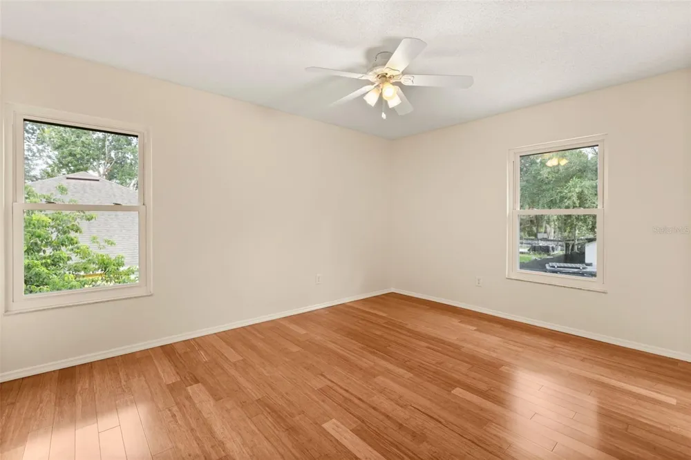 425 CARRIAGE WAY COURT Oviedo, FL 32765