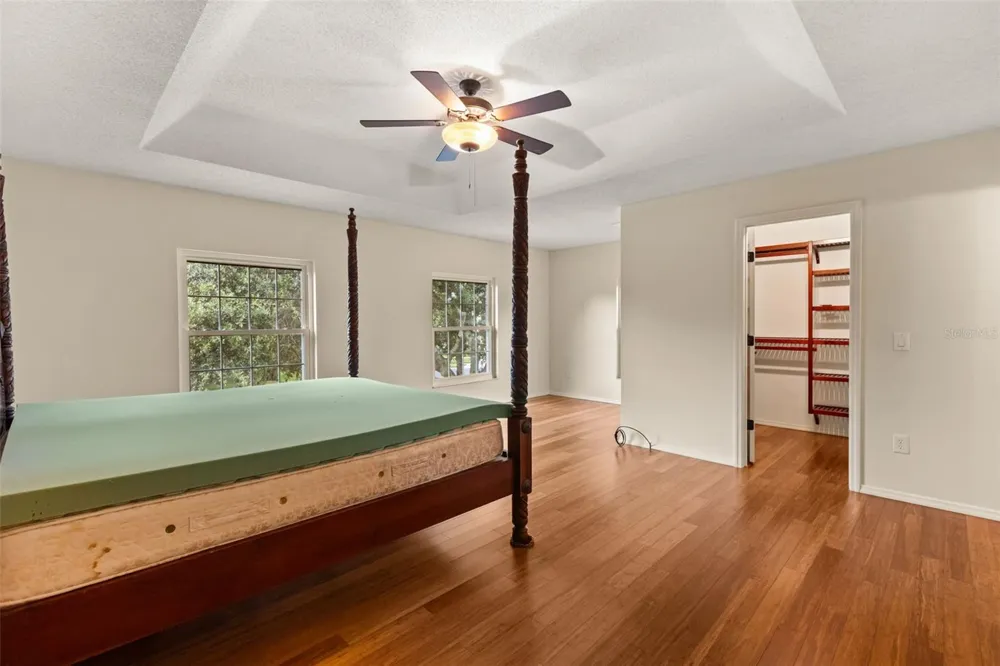 425 CARRIAGE WAY COURT Oviedo, FL 32765
