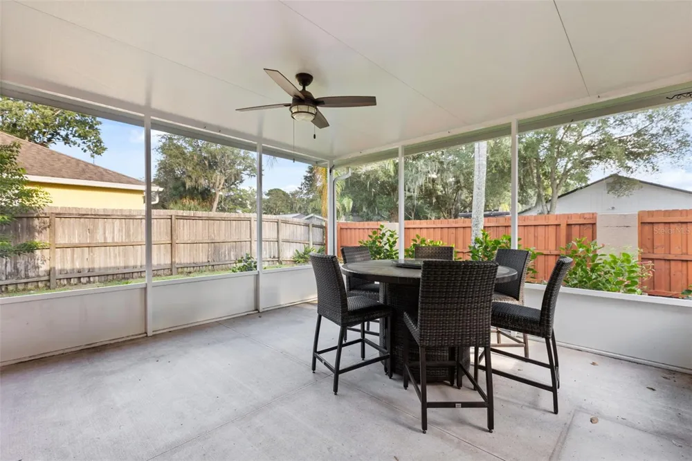 425 CARRIAGE WAY COURT Oviedo, FL 32765