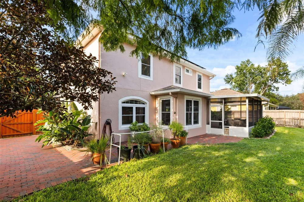 425 CARRIAGE WAY COURT Oviedo, FL 32765
