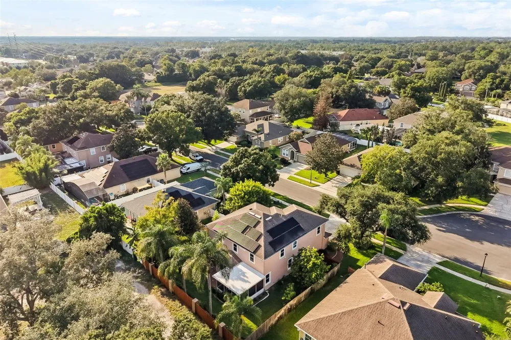 425 CARRIAGE WAY COURT Oviedo, FL 32765