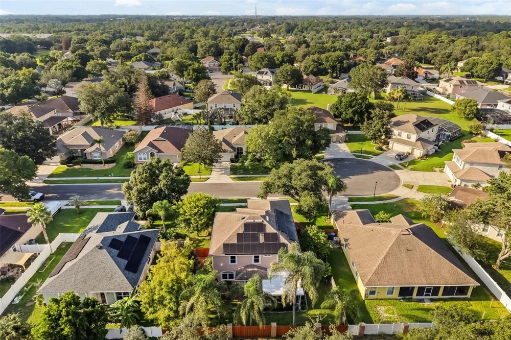 425 CARRIAGE WAY COURT Oviedo, FL 32765