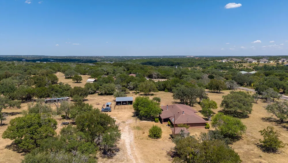 306 RR #1869 Liberty Hill, TX 78642