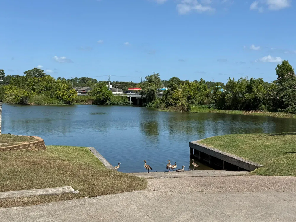 1112 Columbia River Rd Conroe, TX 77316