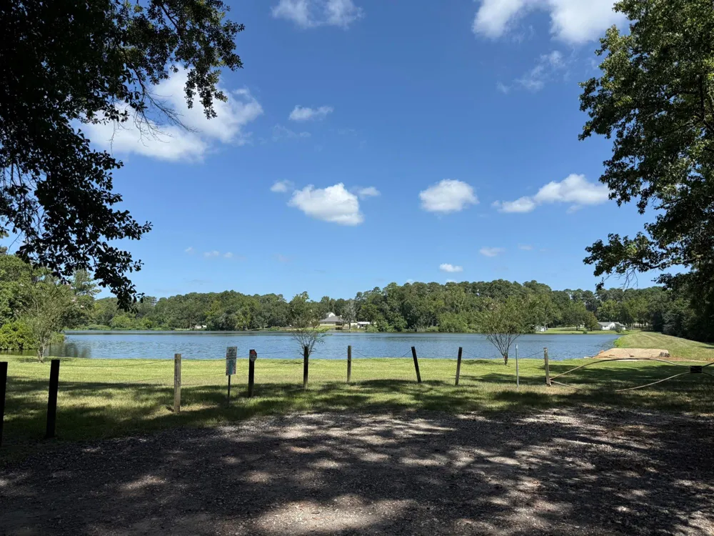1112 Columbia River Rd Conroe, TX 77316