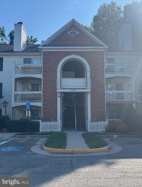 5700 OLDE MILL COURT #147