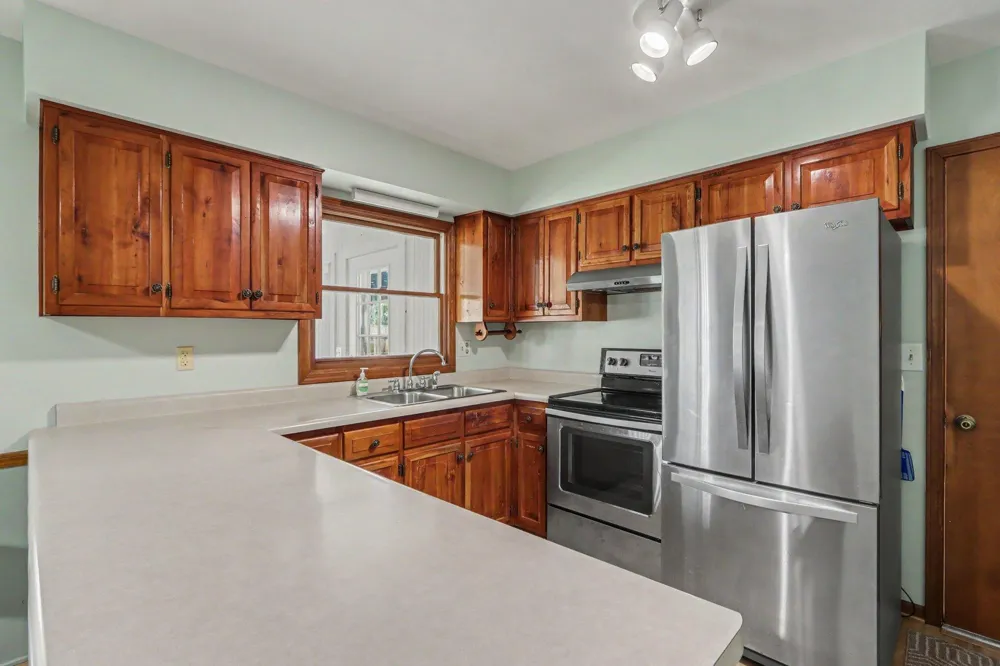 23275 Uldriks Drive Battle Creek, MI 49017