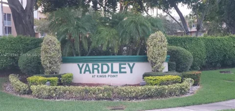 7775 Yardley Dr #211