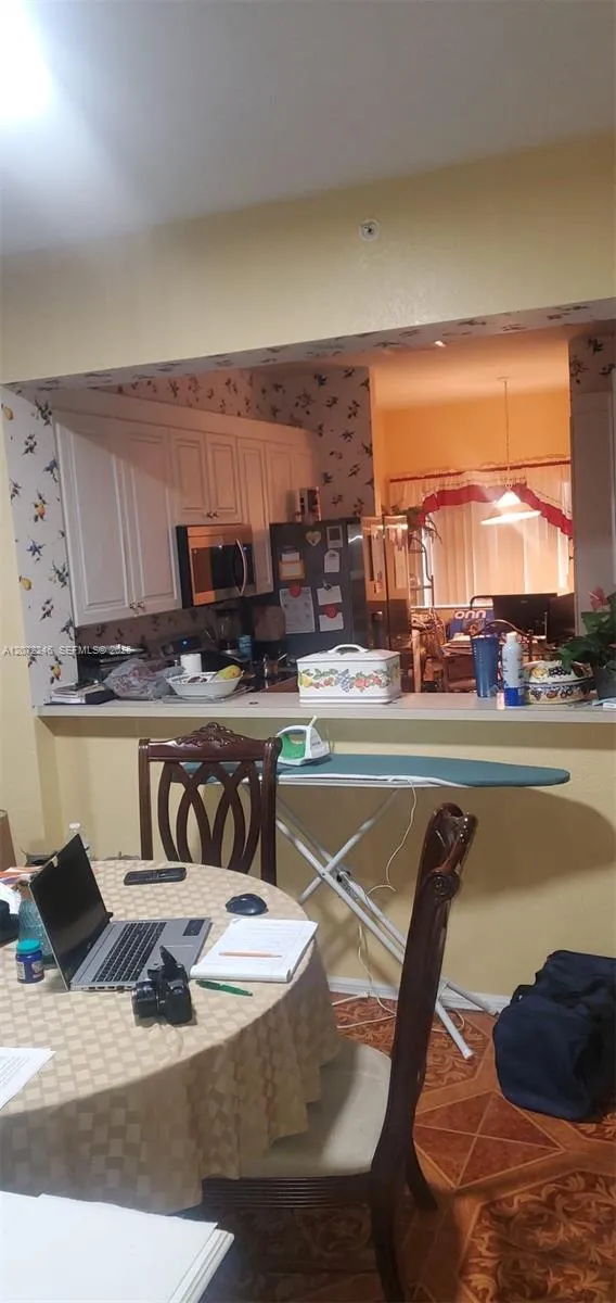 7775 Yardley Dr #211 Tamarac, FL 33321