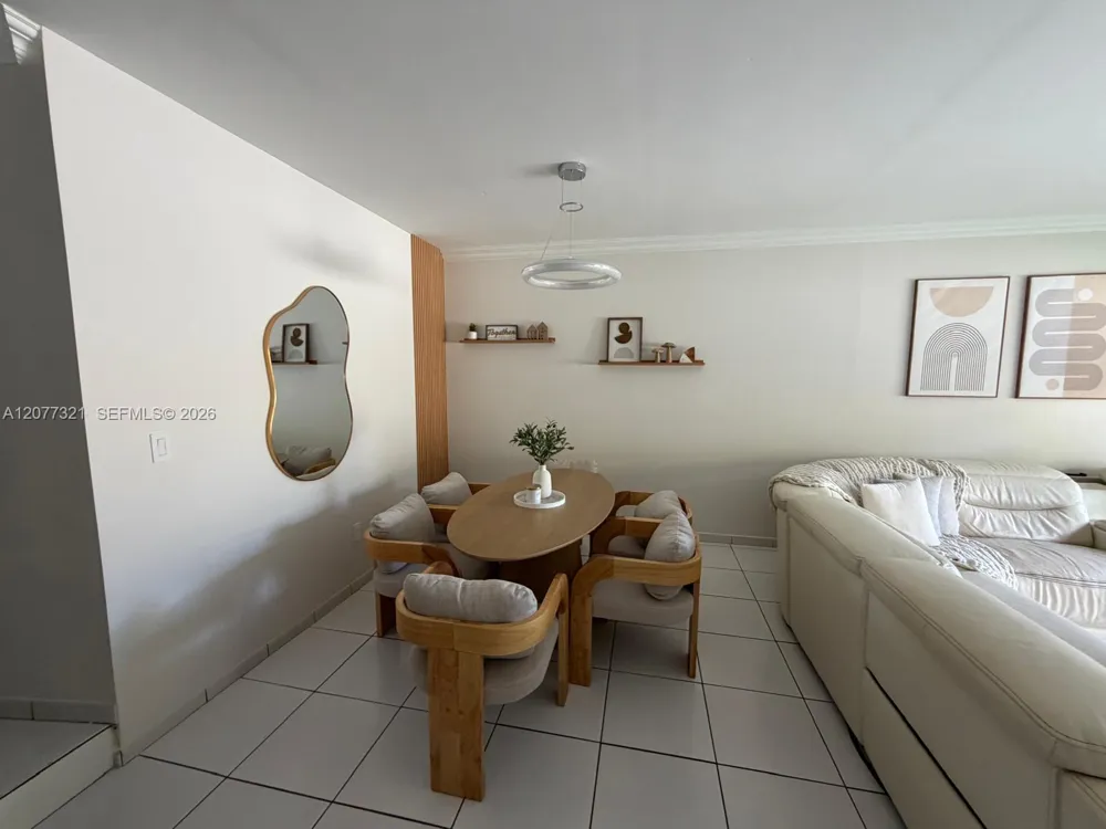 8310 SW 154th Ave #25 Miami, FL 33193