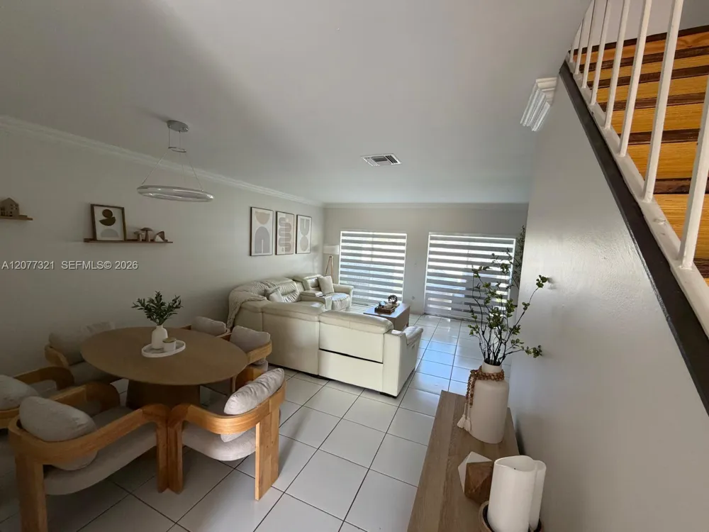 8310 SW 154th Ave #25 Miami, FL 33193