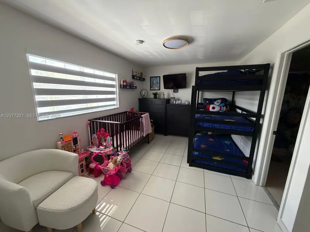 8310 SW 154th Ave #25 Miami, FL 33193