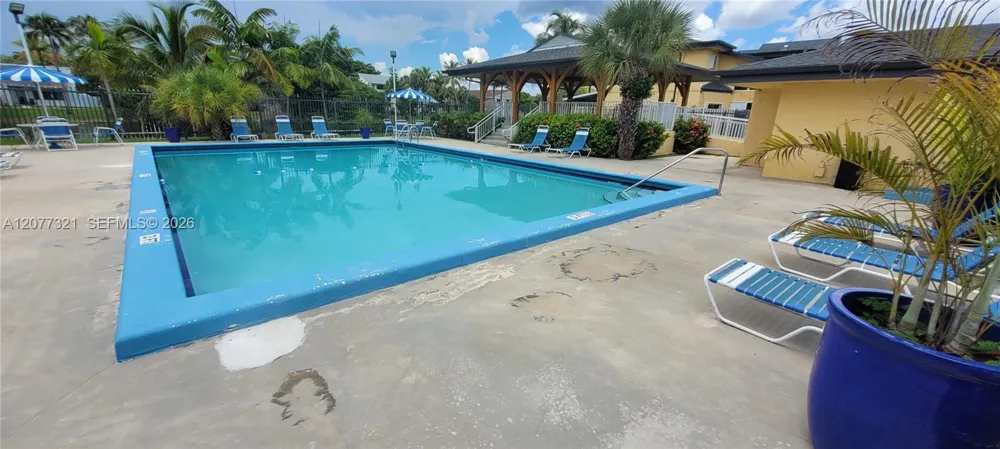 8310 SW 154th Ave #25 Miami, FL 33193