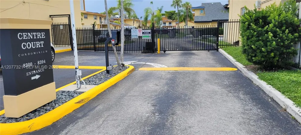 8310 SW 154th Ave #25 Miami, FL 33193