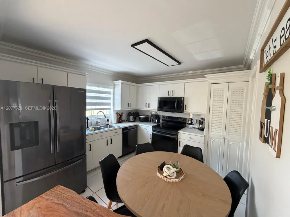 8310 SW 154th Ave #25 Miami, FL 33193