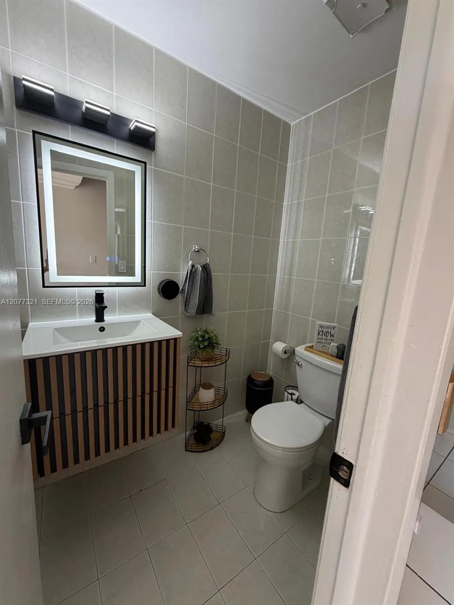 8310 SW 154th Ave #25 Miami, FL 33193