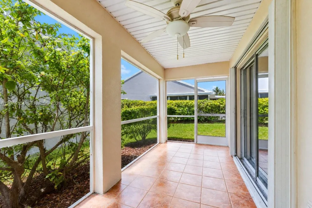 2215 SE 7th Pl Homestead, FL 33033