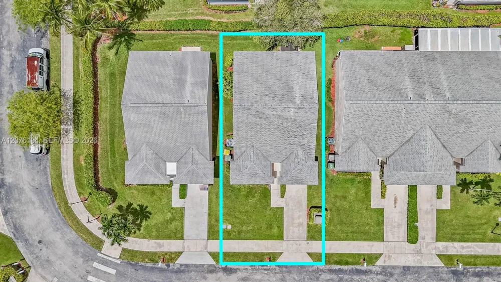 2215 SE 7th Pl Homestead, FL 33033