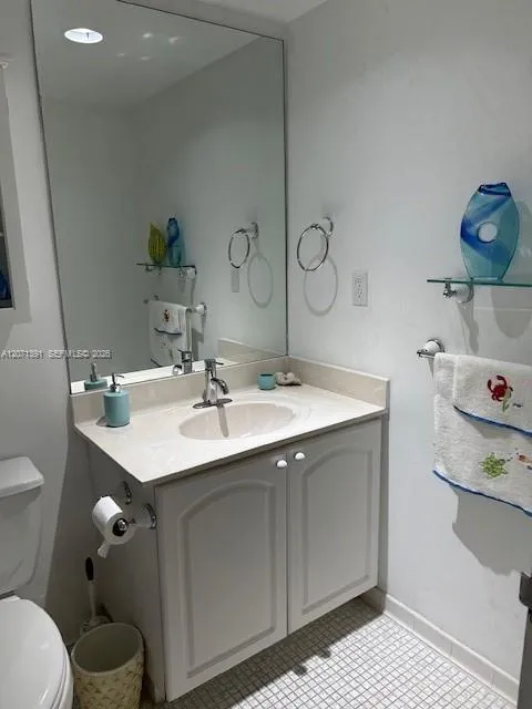 3801 S Ocean Dr #2D Hollywood, FL 33019