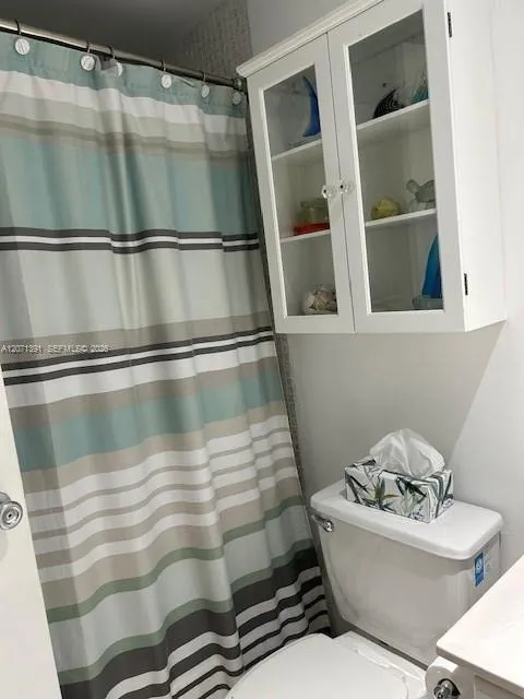 3801 S Ocean Dr #2D Hollywood, FL 33019