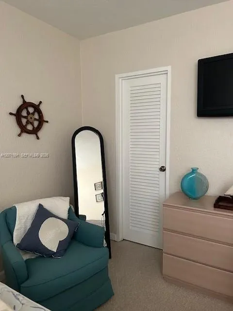 3801 S Ocean Dr #2D Hollywood, FL 33019