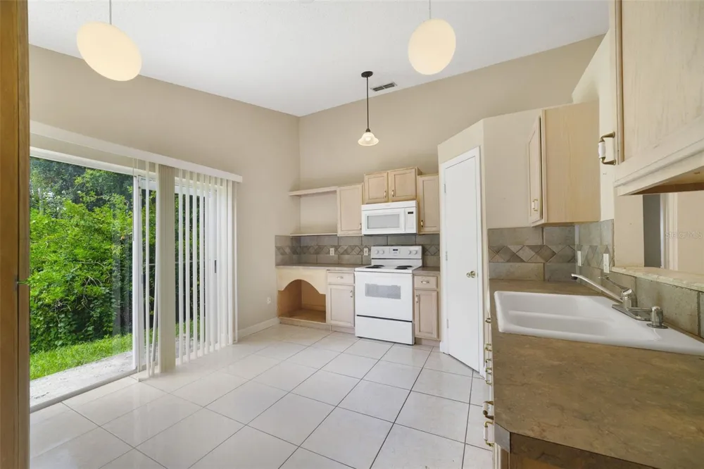 13142 ODYSSEY LAKE WAY Orlando, FL 32826