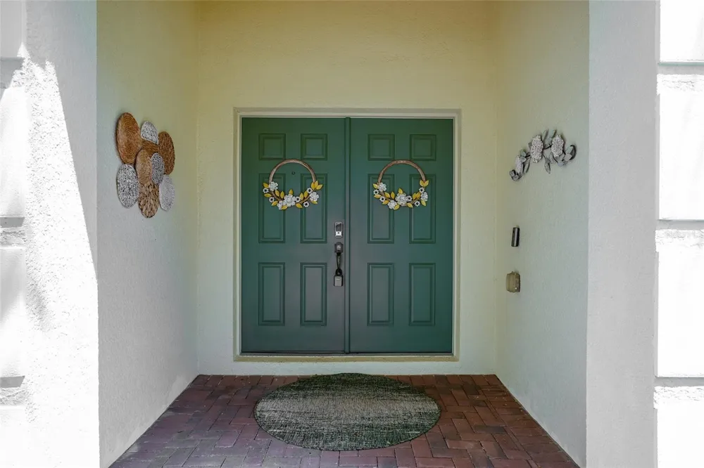 358 LANCASTER DR Davenport, FL 33897