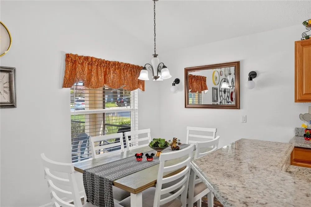358 LANCASTER DR Davenport, FL 33897