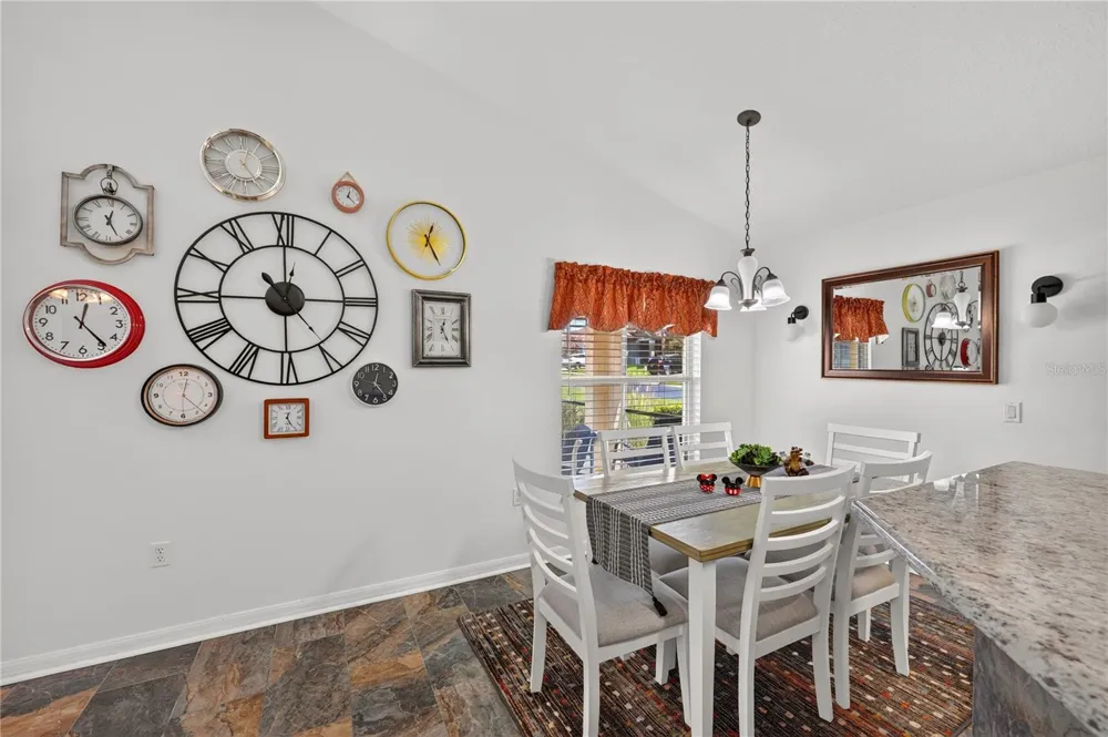 358 LANCASTER DR Davenport, FL 33897