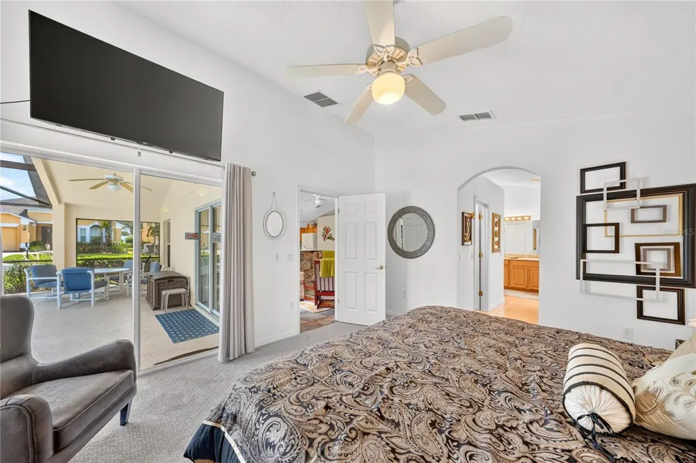 358 LANCASTER DR Davenport, FL 33897