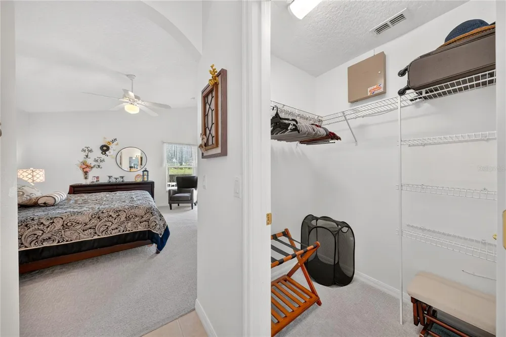 358 LANCASTER DR Davenport, FL 33897