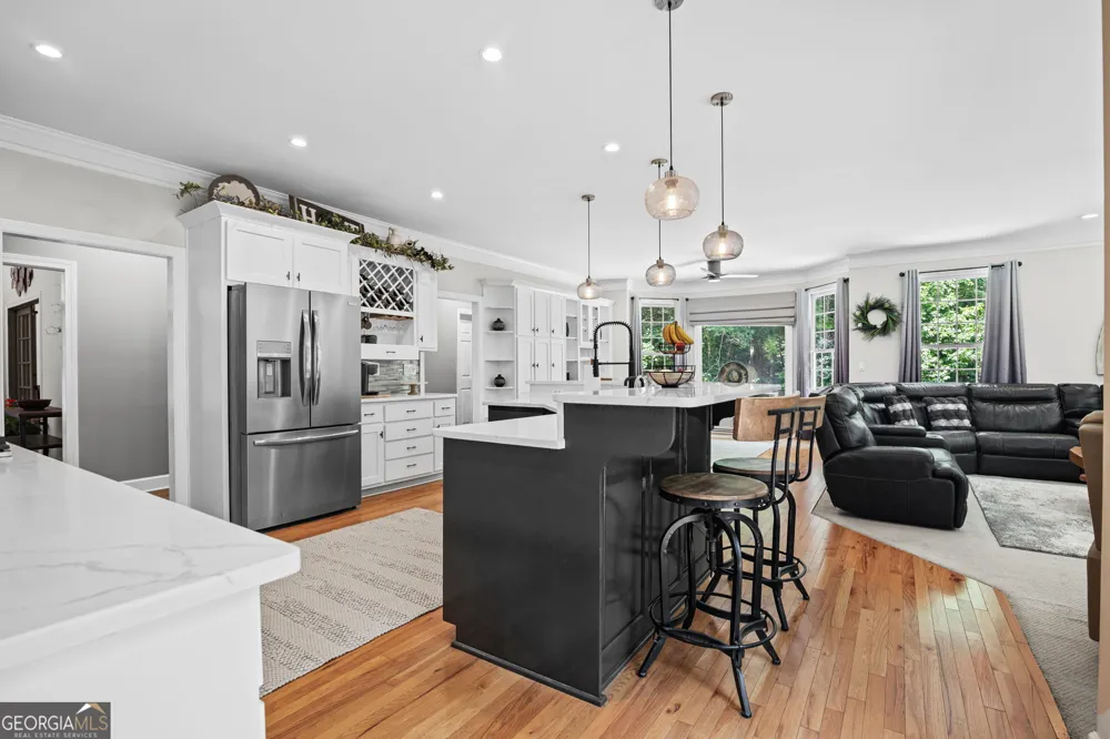 75 Waters Edge LN Newnan, GA 30263