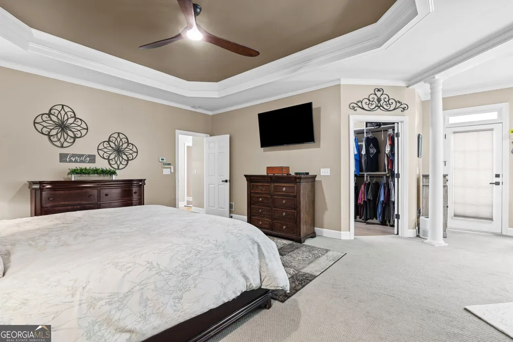 75 Waters Edge LN Newnan, GA 30263