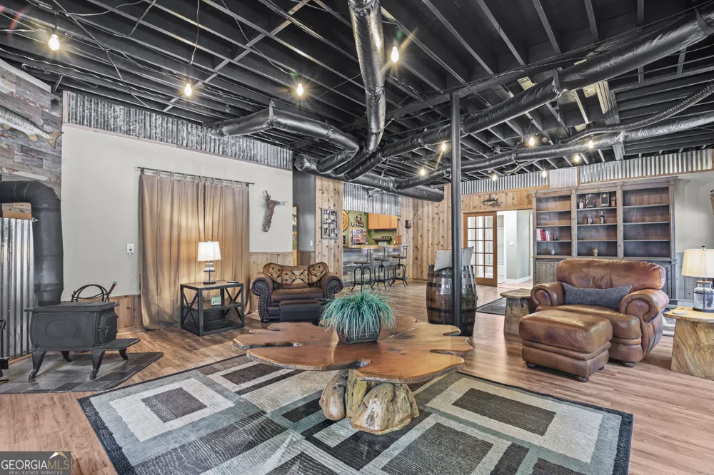 75 Waters Edge LN Newnan, GA 30263