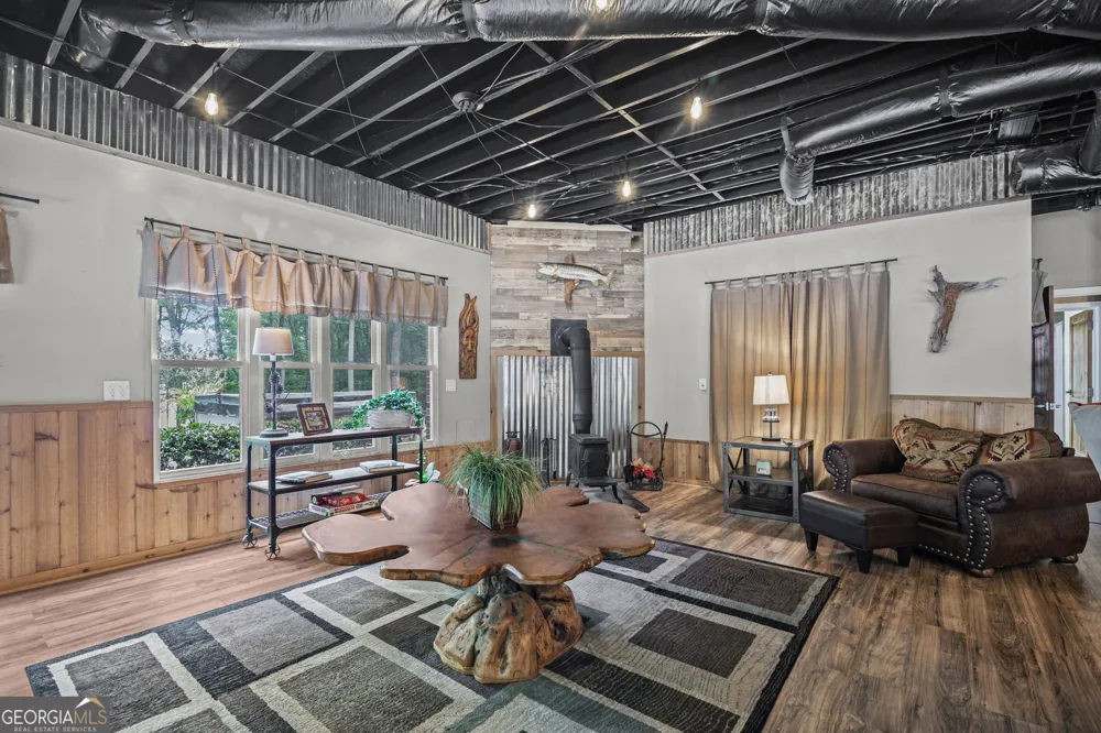 75 Waters Edge LN Newnan, GA 30263