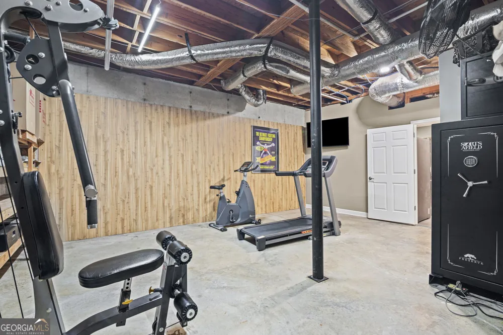 75 Waters Edge LN Newnan, GA 30263