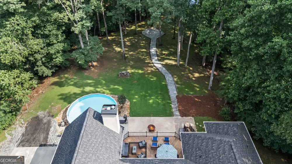75 Waters Edge LN Newnan, GA 30263
