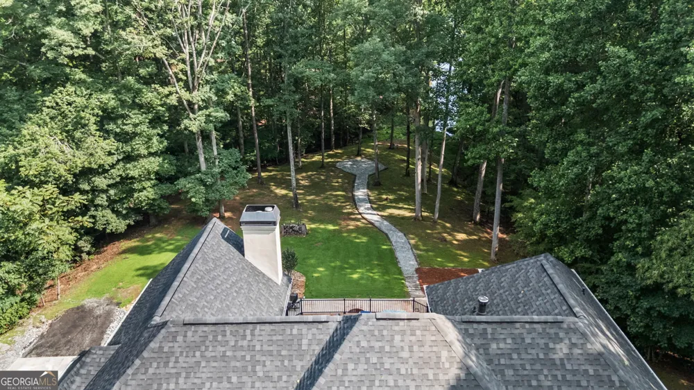 75 Waters Edge LN Newnan, GA 30263