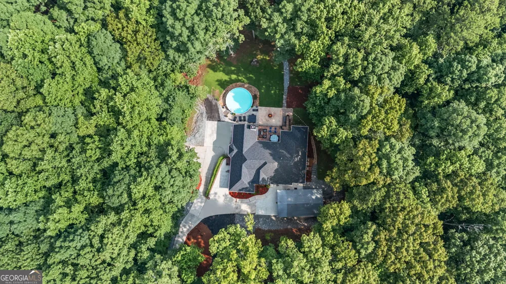 75 Waters Edge LN Newnan, GA 30263
