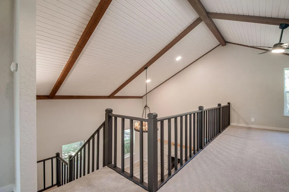 146 Hillside Drive Fredericksburg, TX 78624